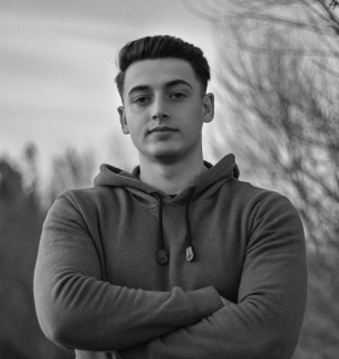 Silas Nicholas, software engineer at flashusdtapps.com